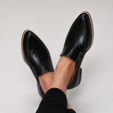 Saturnina™ | Mocasín Black Classic