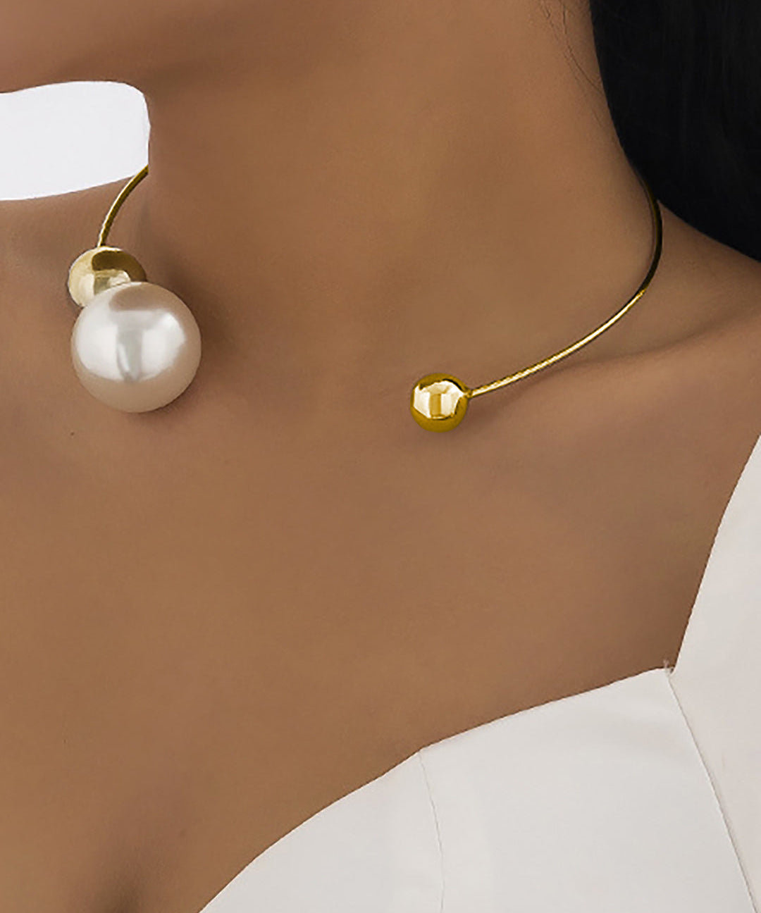 Collares of Perlas of Metal
