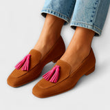 Pink Loafers of Suede with tassels Decorativas