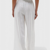 Avelina Minimalist Set in Cotton and Linen Lightweight