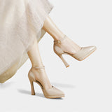 LuciaTM | Heel of Piel with Bico Fine and Strap in the Ankle