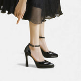 LuciaTM | Heel of Piel with Bico Fine and Strap in the Ankle