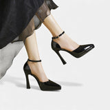 LuciaTM | Heel of Piel with Bico Fine and Strap in the Ankle