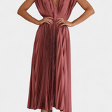 Mireia Dress of Pleats with Neckline Drapeado and High-Waisted