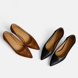ReginaTM | Pump of Piel with Texture and Heel Kitten