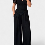 Ruslana Set Comfortable of two-piece with V-neckline Cruzado