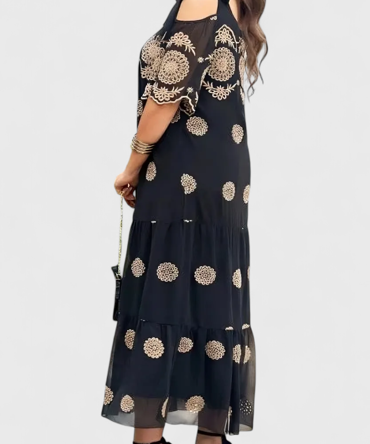 Cathy Dress for summer Elegant of Malla with Design Hueco and Cut Flowy