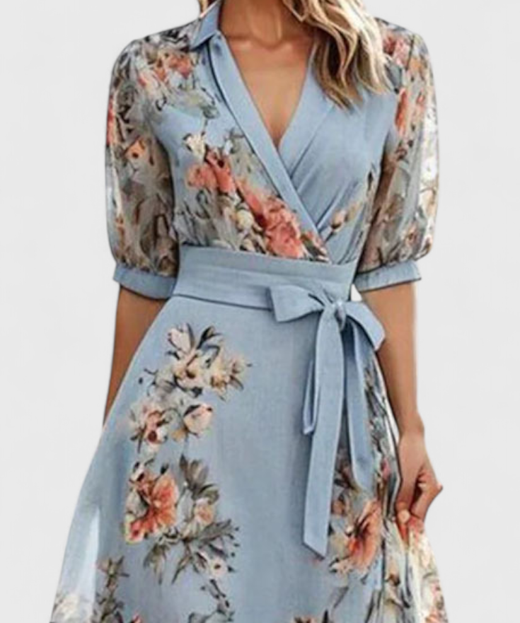 Arlet Dress Midi Floral with V-neckline and Silhouette Feminine