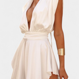 Rosalba Mono Short with Neckline Profundo and Waist Definida