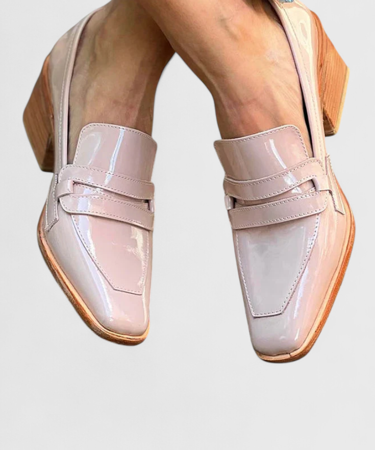 Sasha Loafers of patent leather Pink with square toe and high heel