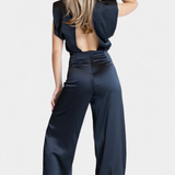 Francis Mono Backless of Cut Flowy